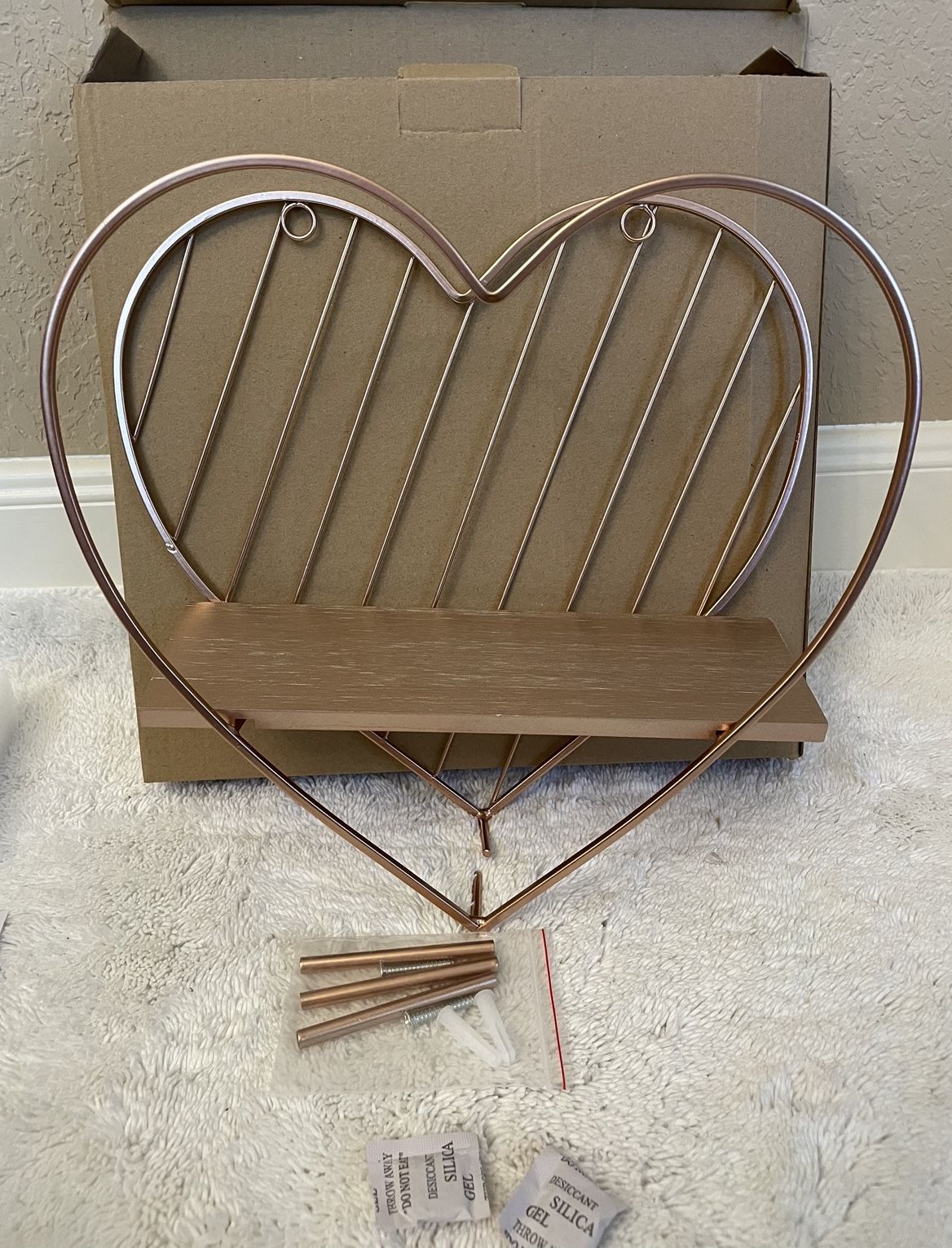 Wall Floating Heart Shelf