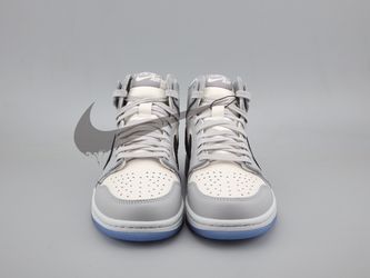 Jordan 1 Retro High Dior New Sneaker Thumbnail
