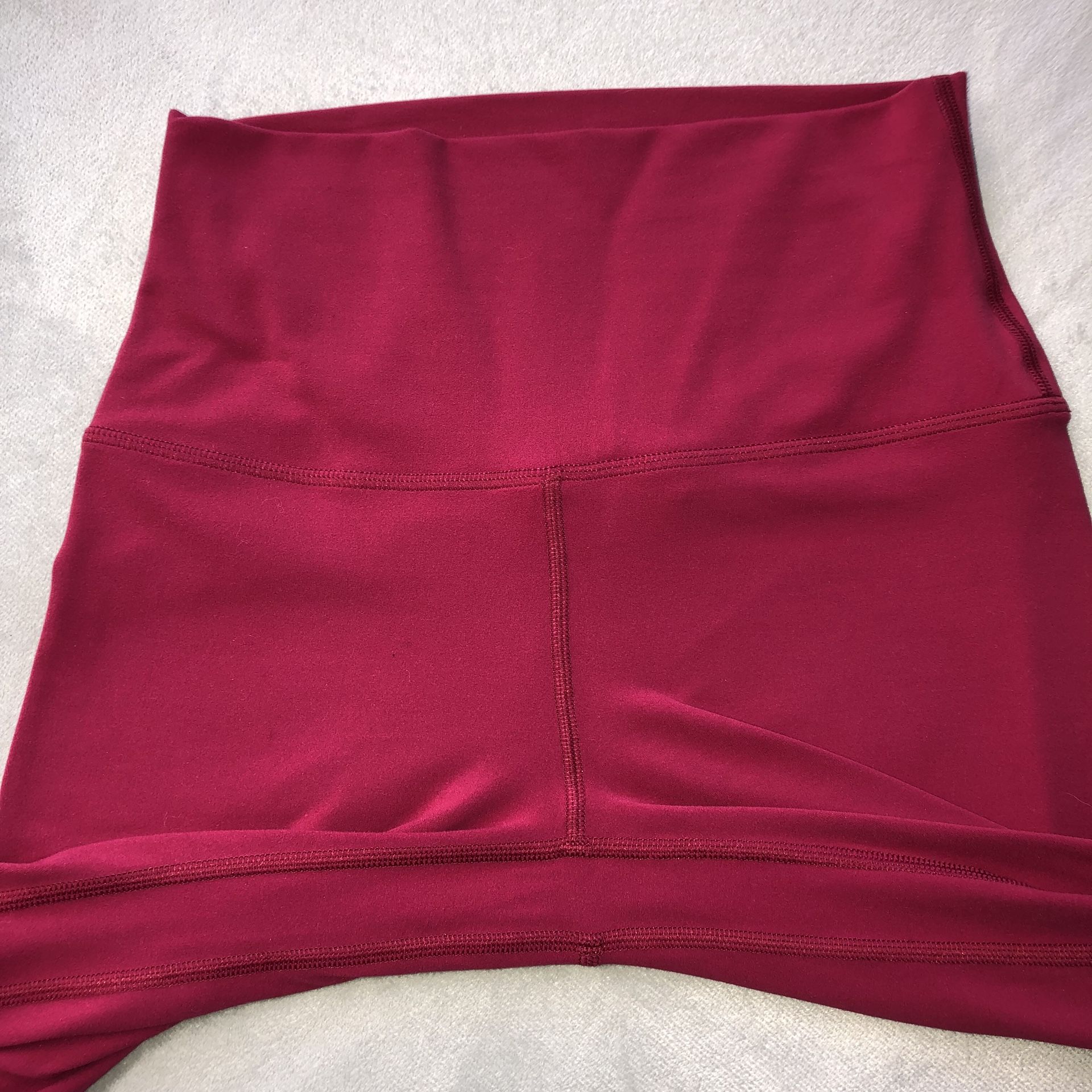 lululemon ruby red align