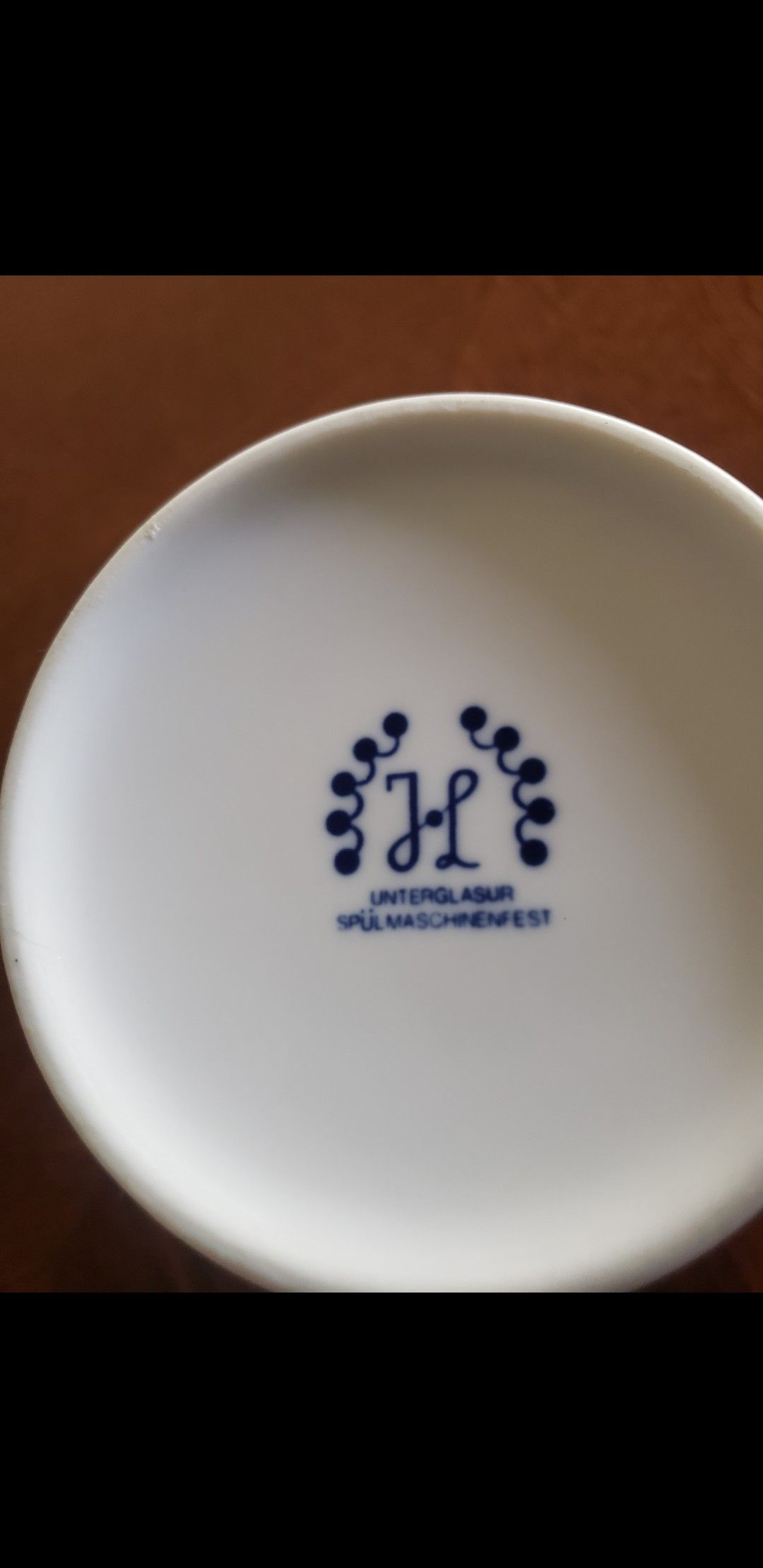 Pair German UNTERGLASUR SPULMASCHINENFEST blue and white tea mugs Cups.