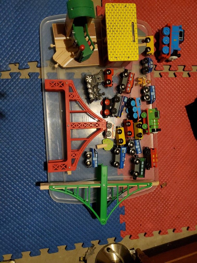 Thomas & Friends Trains And Tracks