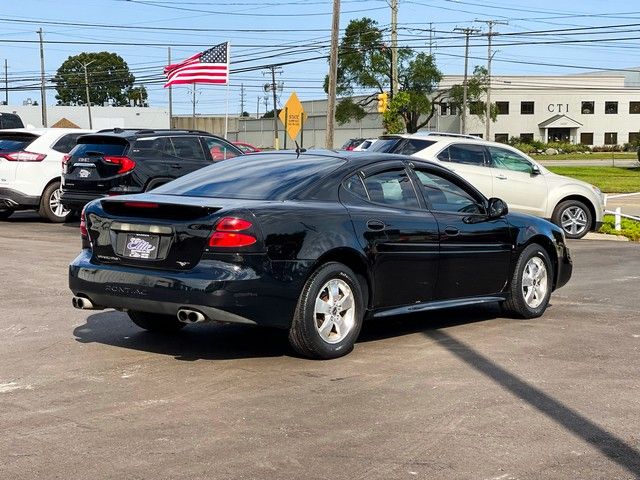 2008 PONTIAC GRAND PRIX