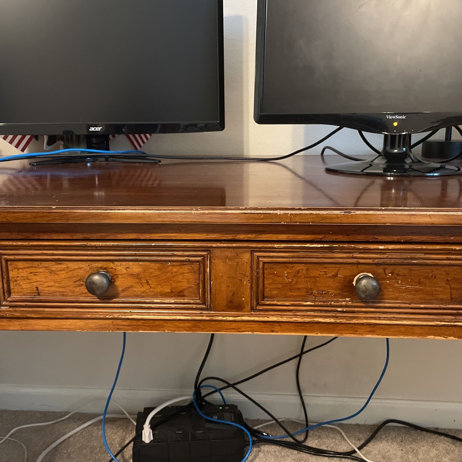 Ellis By Sligh Wood Desk
