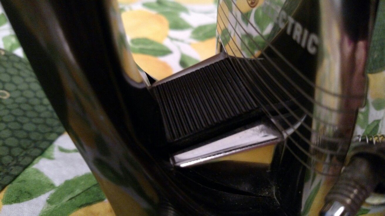 Vintage General Electric Collapsible Travel Steam Iron, Photo Prop or Laundry Decoration, EUC.