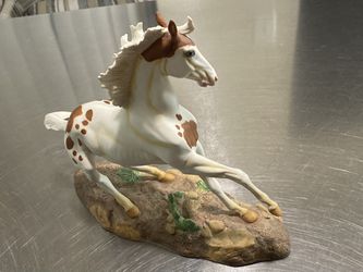 Fine Porcelain Horse San Domingo By Pamela Du Boulay 11 X 9”  Thumbnail