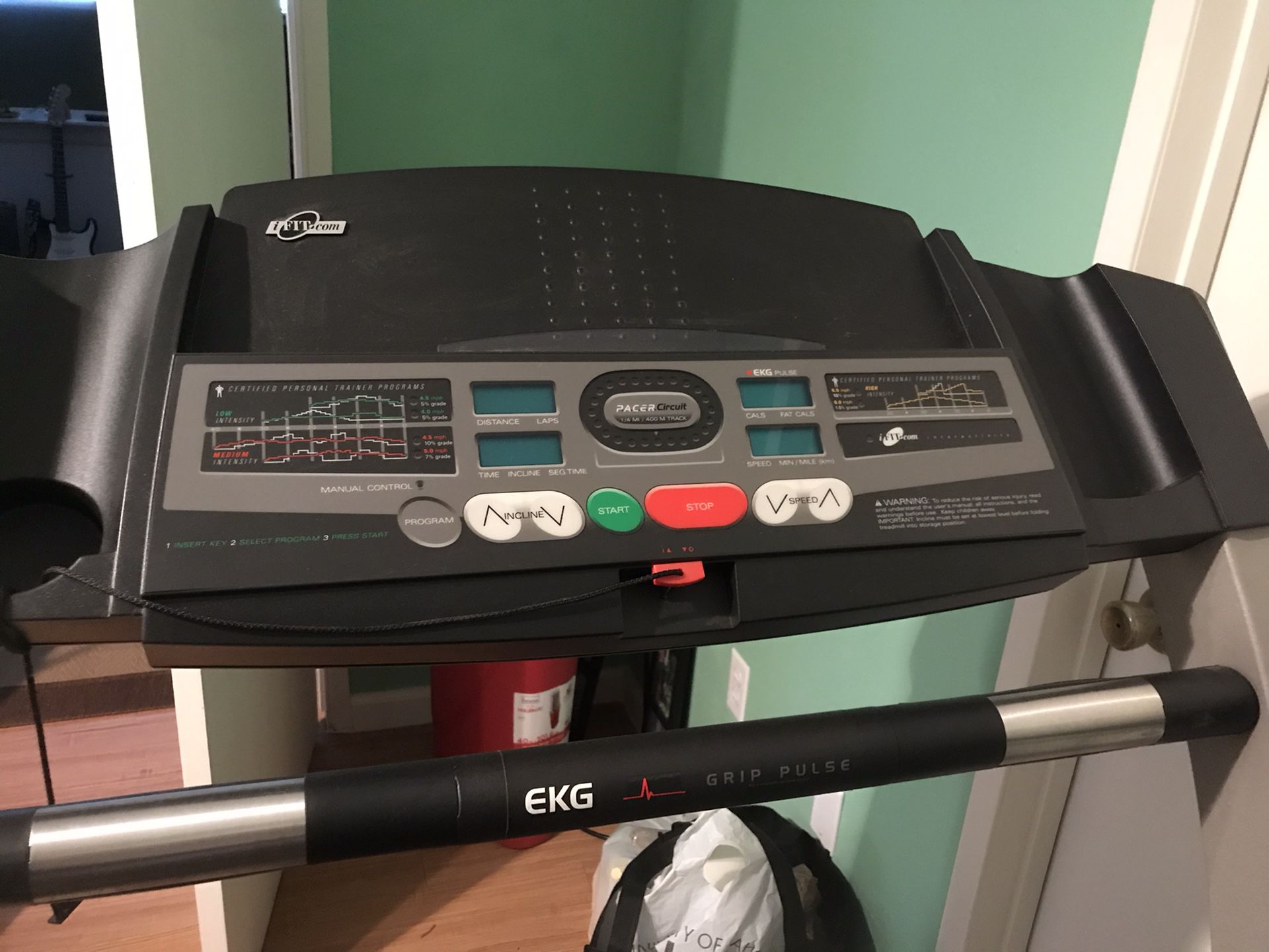 Pro Form 830QT Treadmill for Sale in Kent, WA - OfferUp