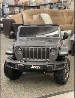 💫Brand New💫 12 volt Jeep Gladiator Battery Powered Ride On Vehicle, Gray Thumbnail