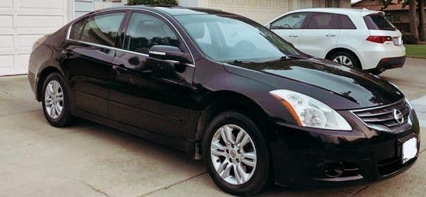 ֆ12OO_2010 Nissan Altima