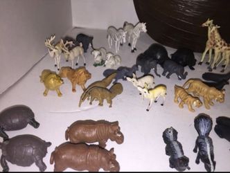 Vintage 1970 S Arco Gas Station Noah S Ark Toy Animals For Sale In Rancho Cucamonga Ca Offerup