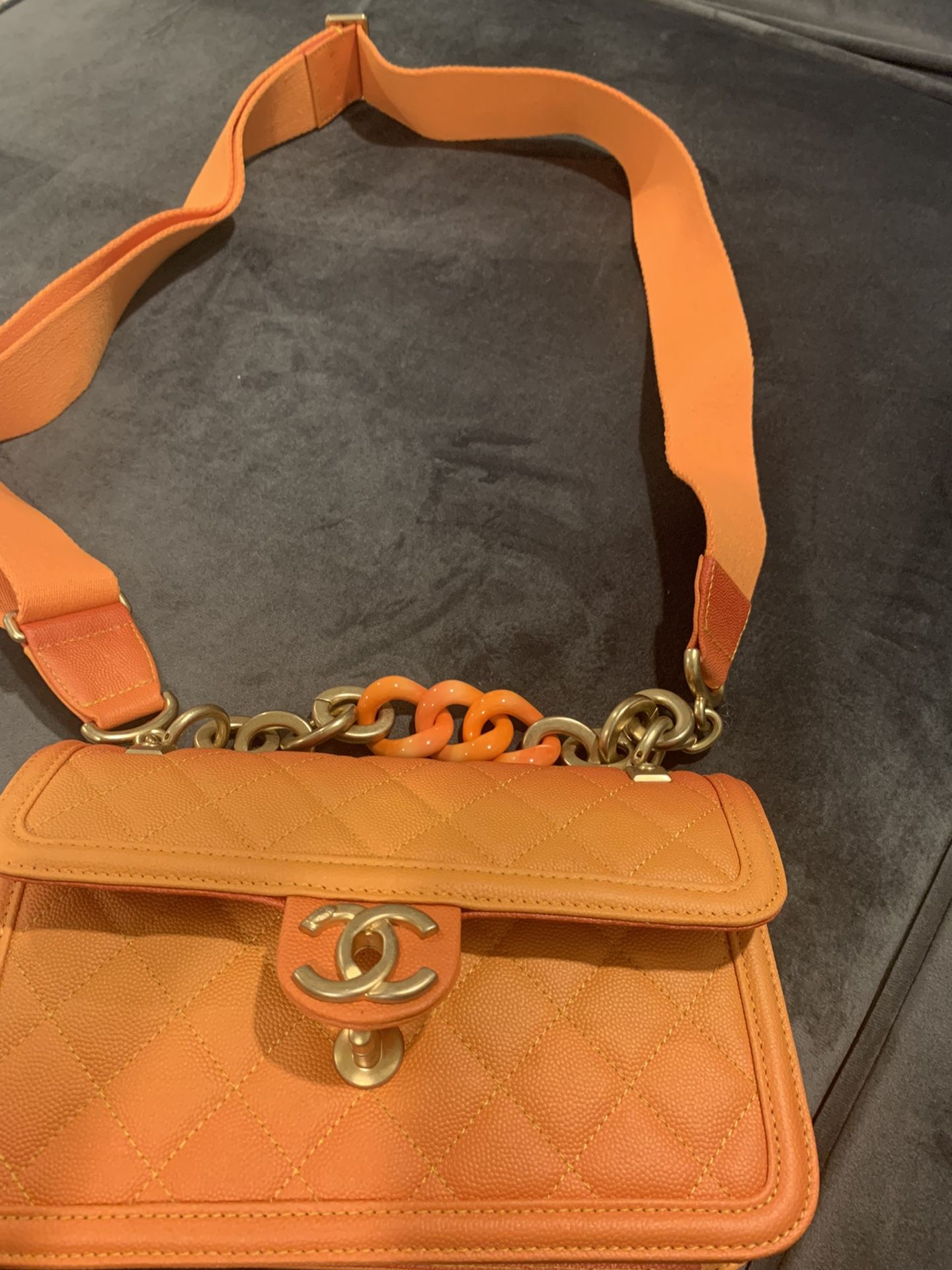Small Chanel Shoulder Bag