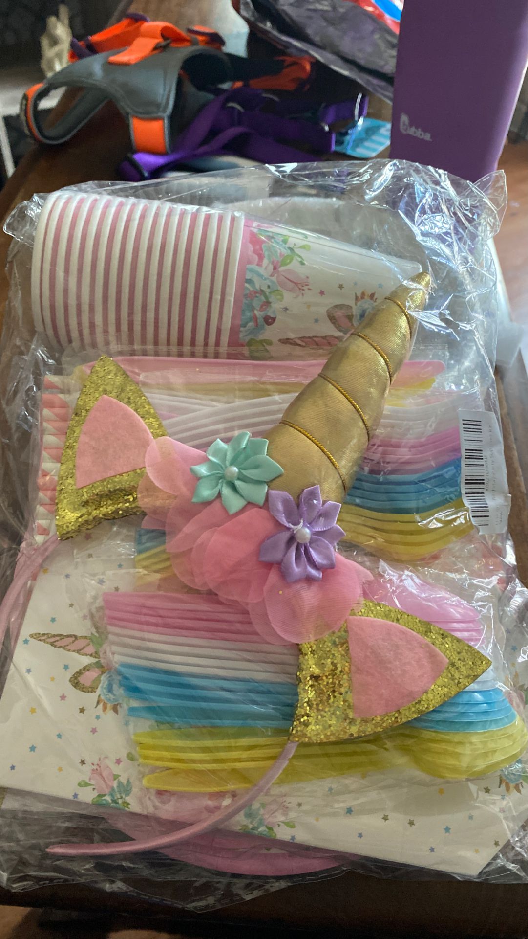 Unicorn birthday party supply kit