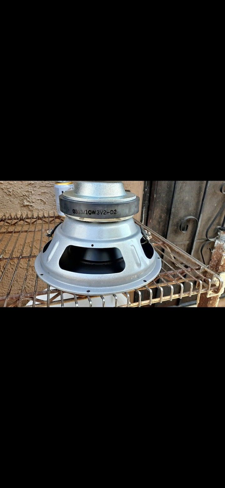 Sub 10" Jl Audio 10w3v2-d2
