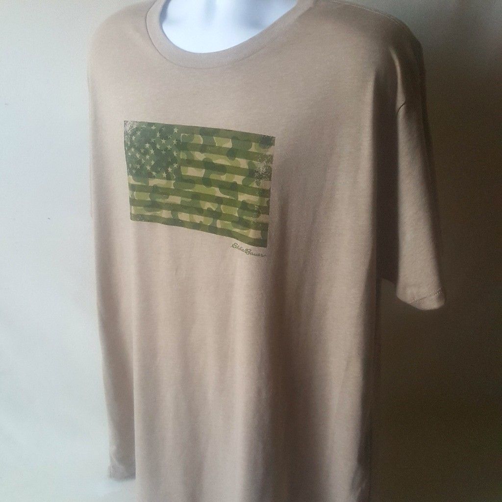 Eddie Bauer men's camo flag short sleeve t-shirt size L