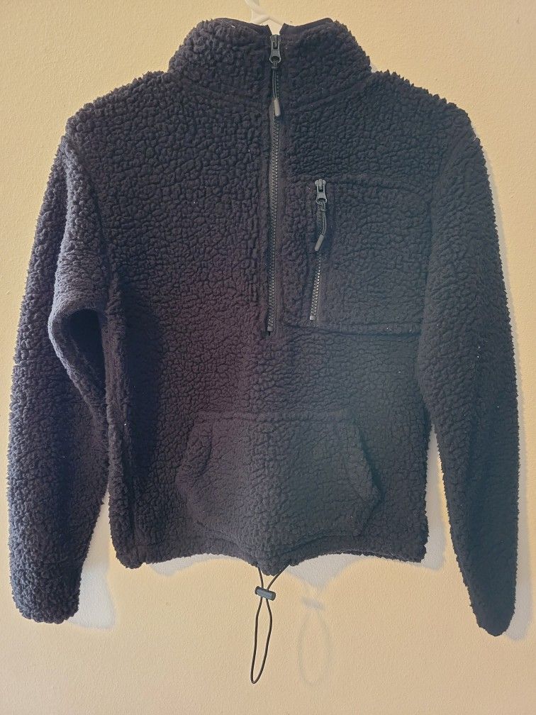 Black Sherpa Half Zip Sweater. Size : Xs
