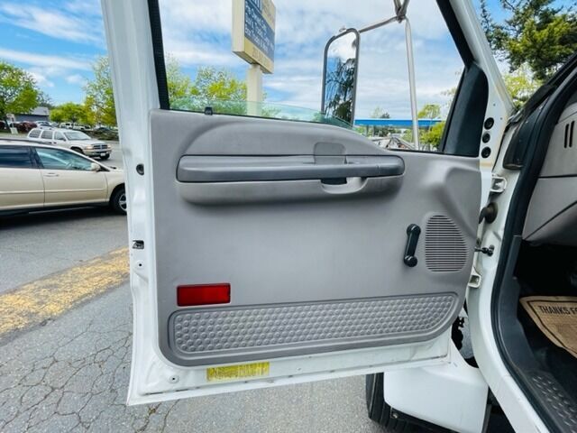 2000 Ford F-650 Super Duty