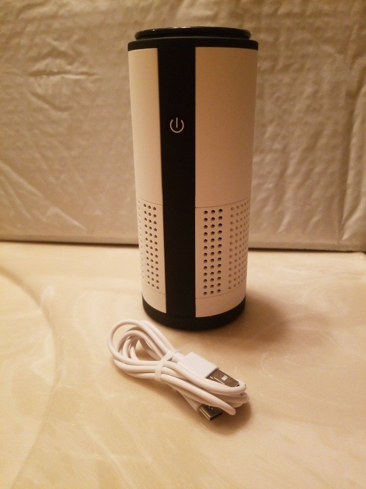 Rechargeable Car Air Purifier / Hepa Filter included