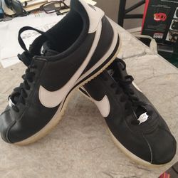Nike Cortez '72 Size 8 Thumbnail