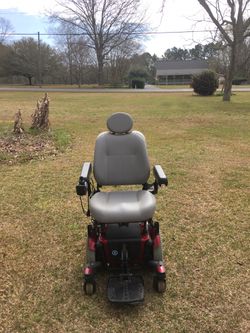 Jazzy 600 Motorized Wheelchair Thumbnail