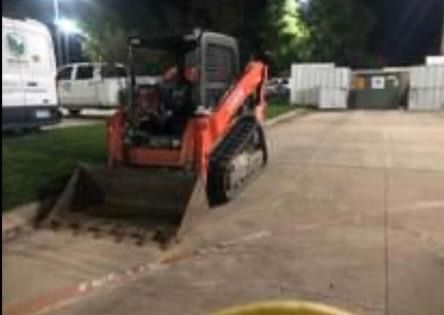 Skid Steer / Bobcat / Tractor El Dia/ Per Dayyy