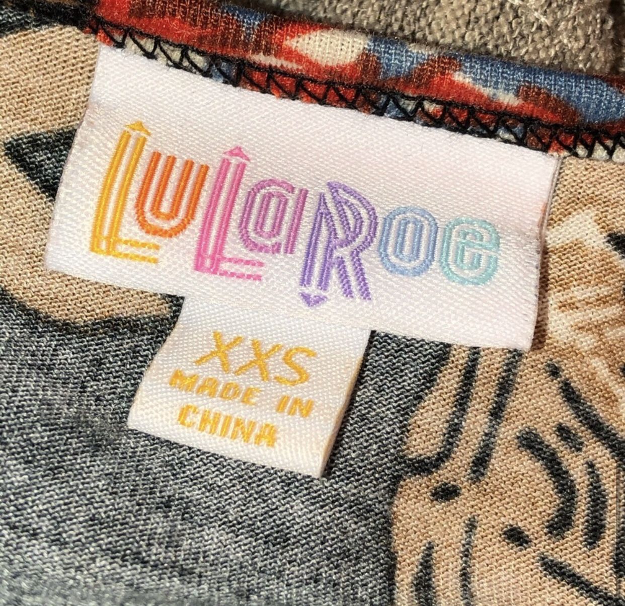NWT LuLaRoe Irma Size XXS Shirt