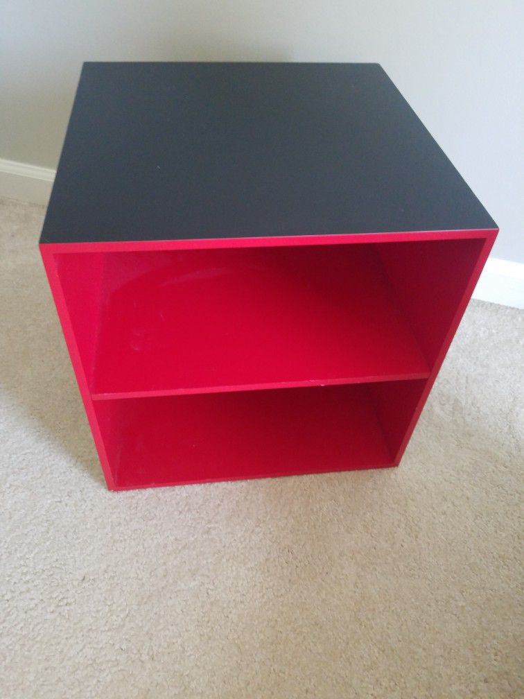 Shelf Cube organizer
