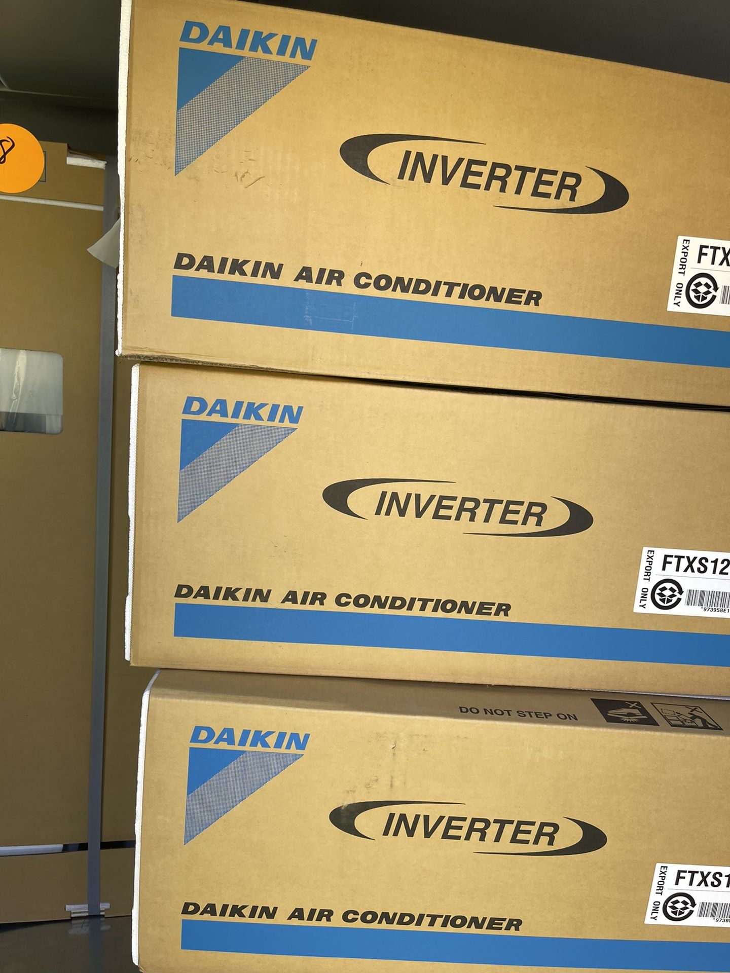 Daikin 48000BTU Multi Quad Zone 4 Ton Mini Split AC 12000BTU Air Handlers