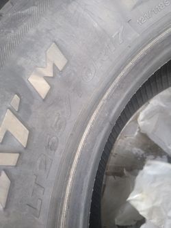 Tires 265/70R17 Thumbnail