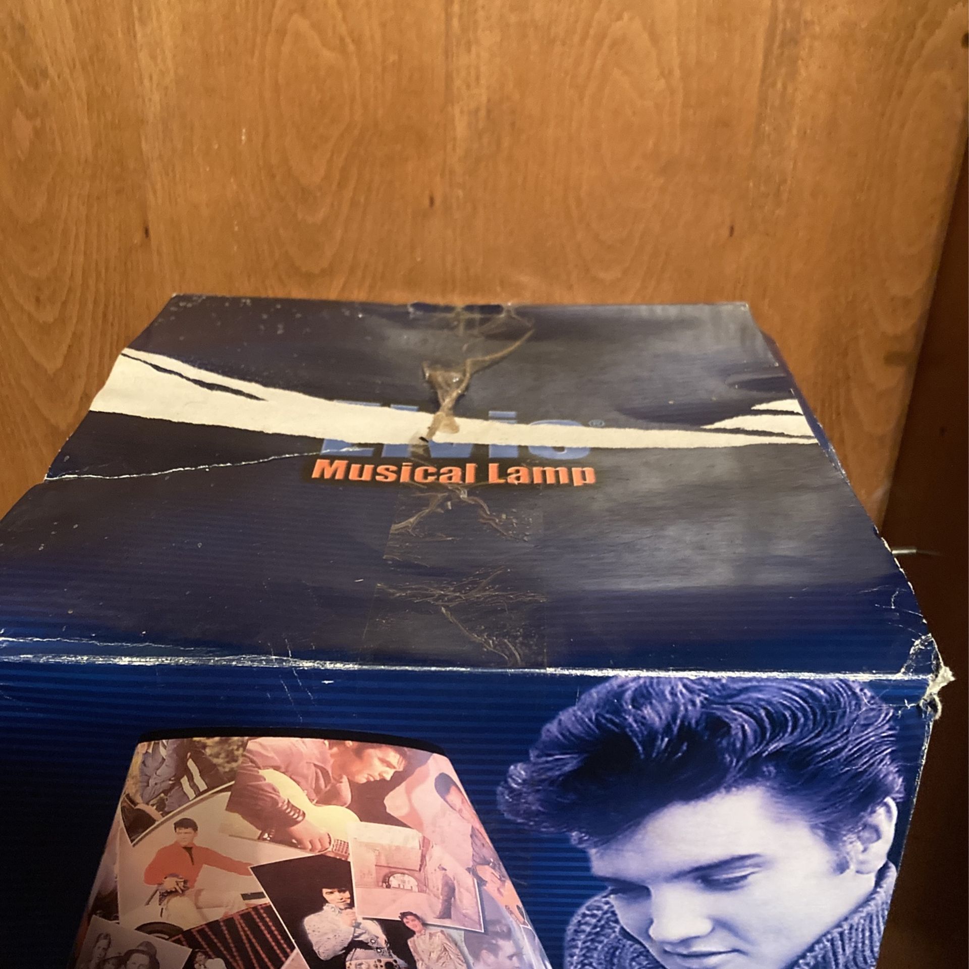 Elvis Musical Lamp