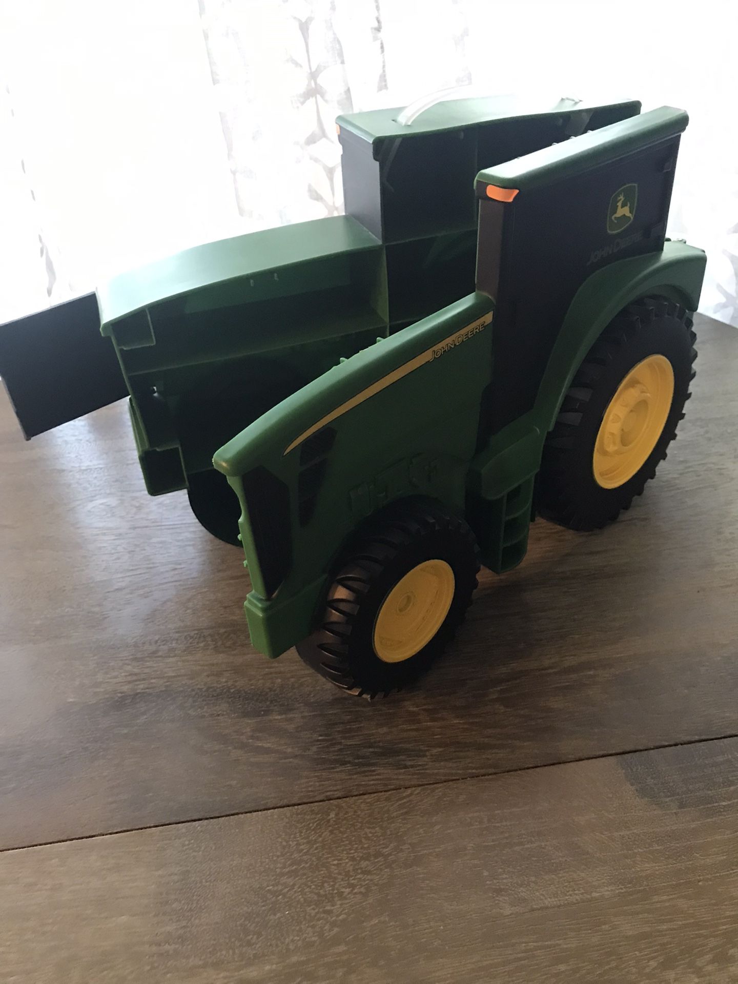 John Deere Toy carrier storage