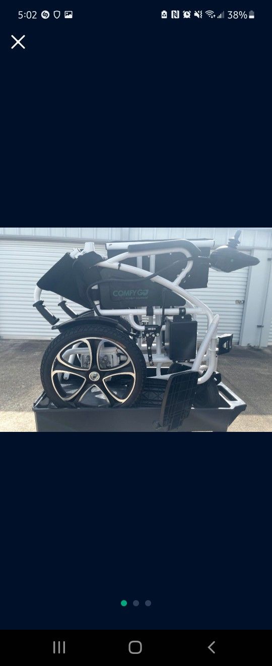 Collapsible Electric Wheelchair With Charger