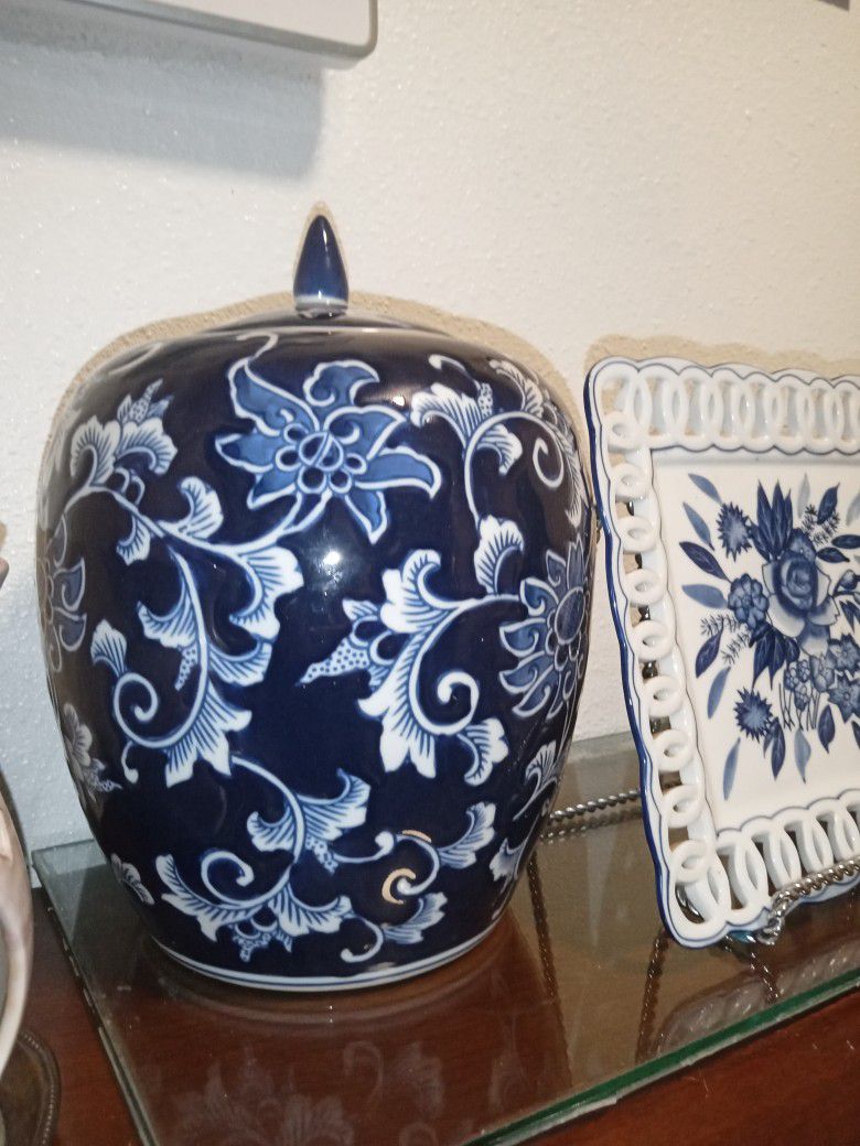 Antique & Vintage Blue &White Porcelain 