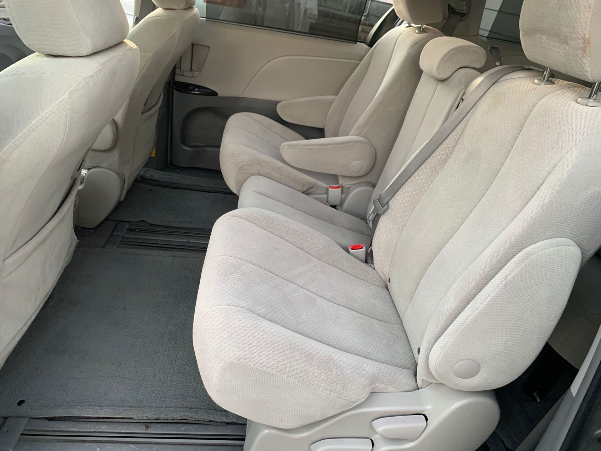 2012 Toyota Sienna