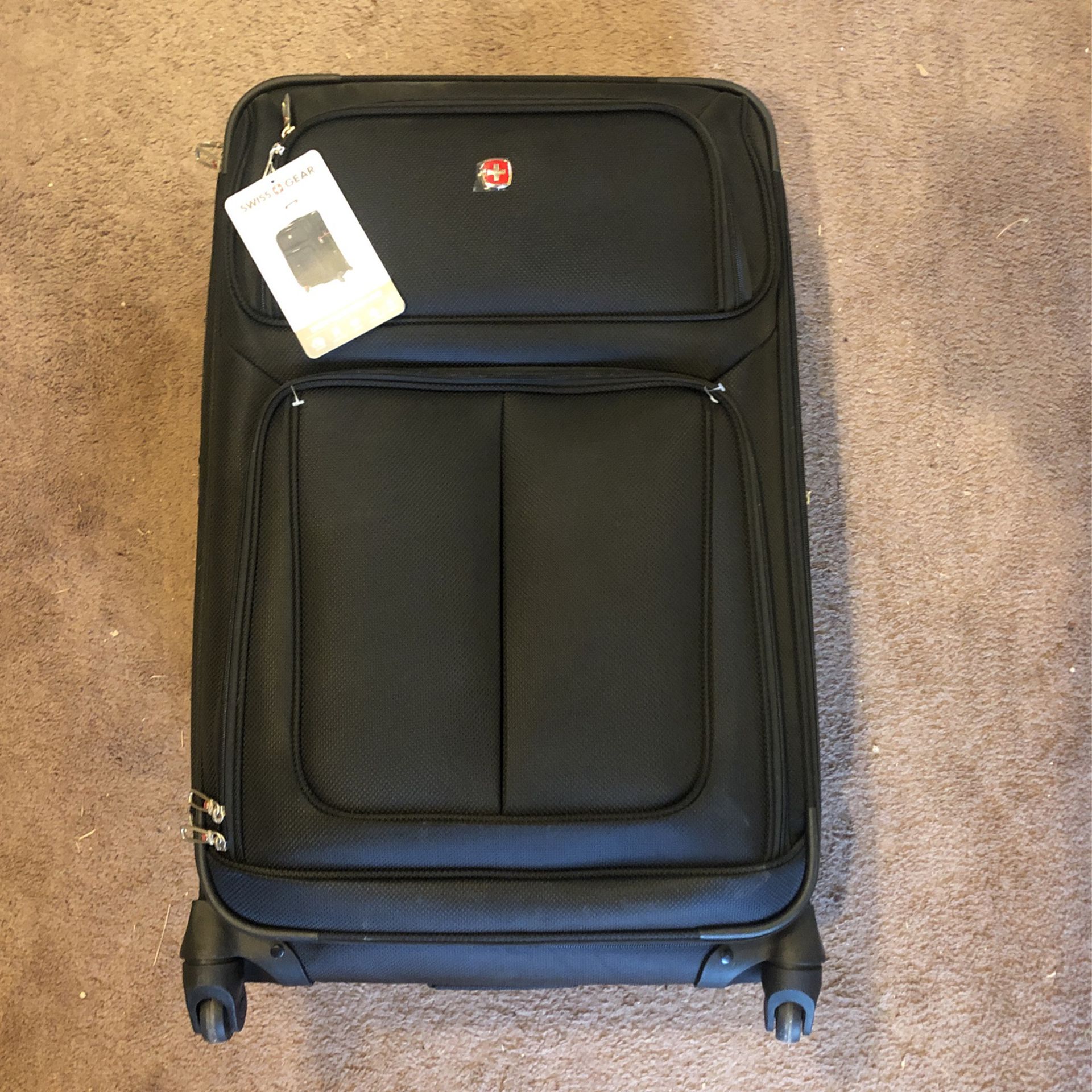 29” Swiss Gear Spinner Suitcase