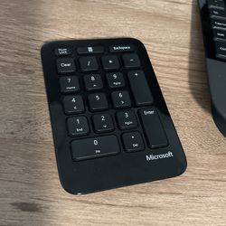 Dual Monitor + Desk Mount & Microsoft Sculpt Keyboard   Thumbnail