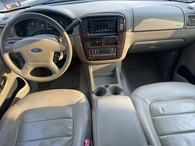 2005 Ford Explorer