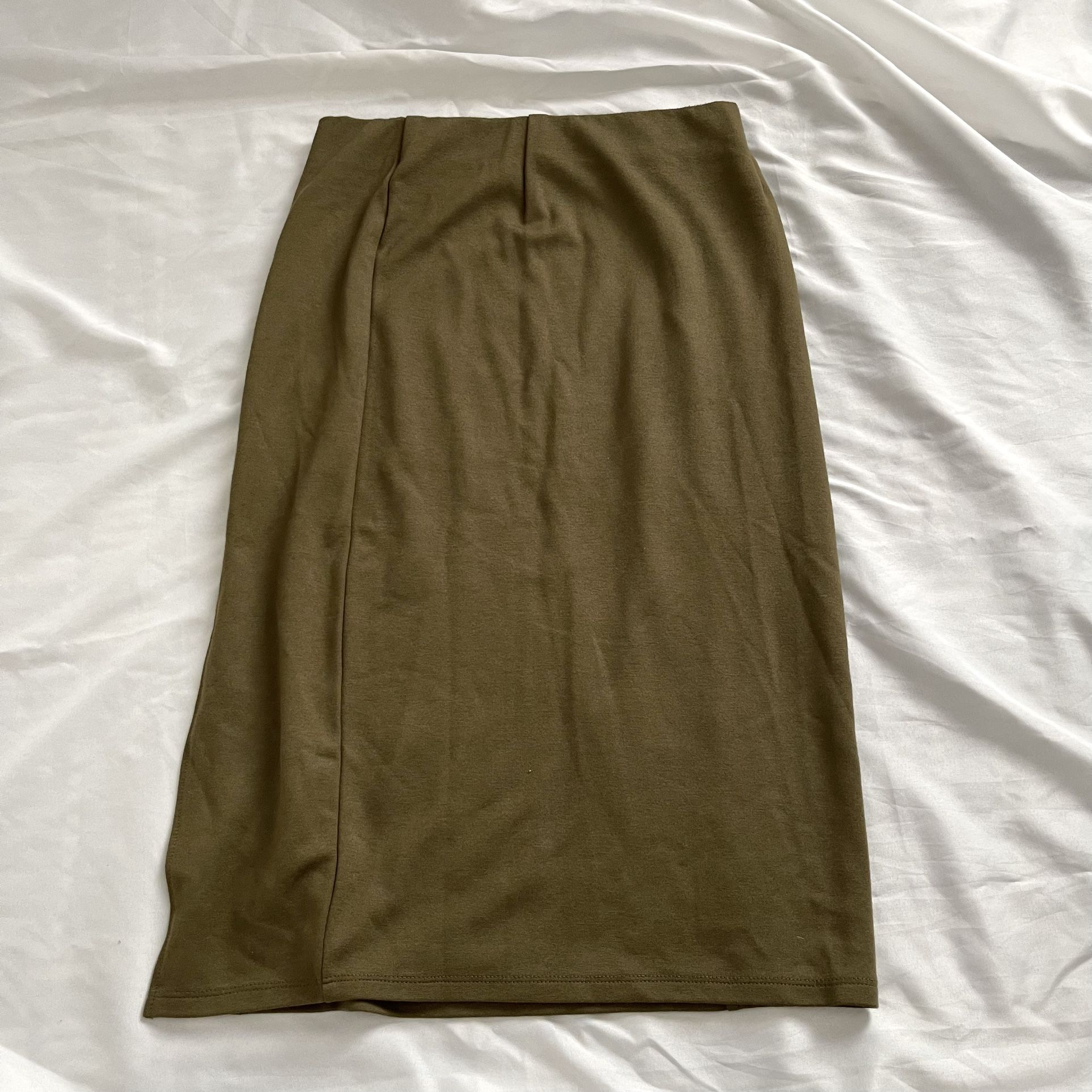 Forever 21 // olive green pencil skirt Size small