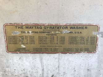 1934 Vintage Maytag washing machine Thumbnail