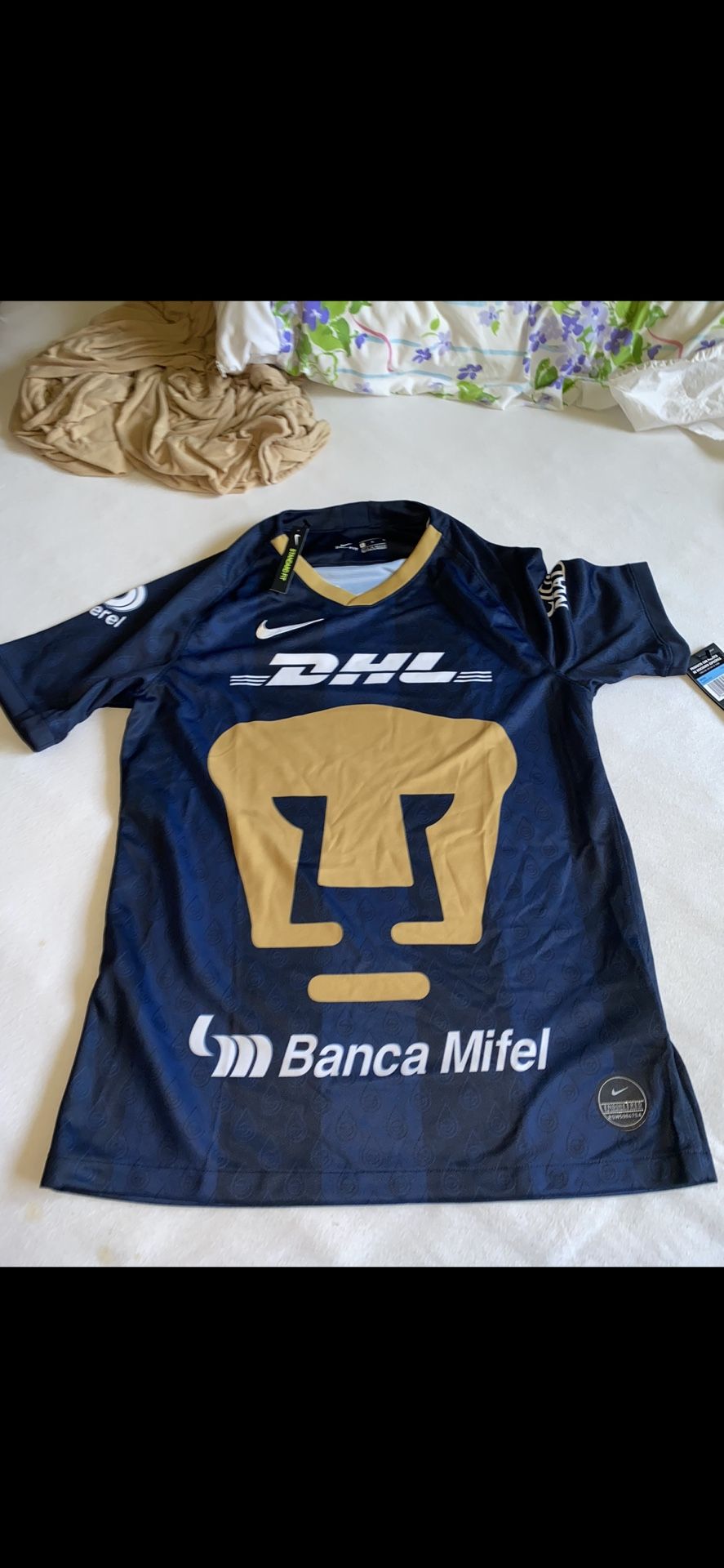 Pumas Jersey New With Tags Size Is Medium