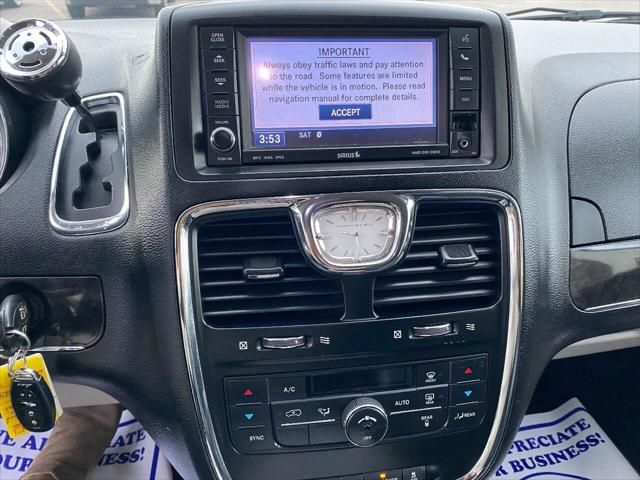 2013 Chrysler Town & Country