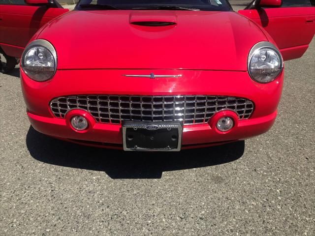 2005 Ford Thunderbird