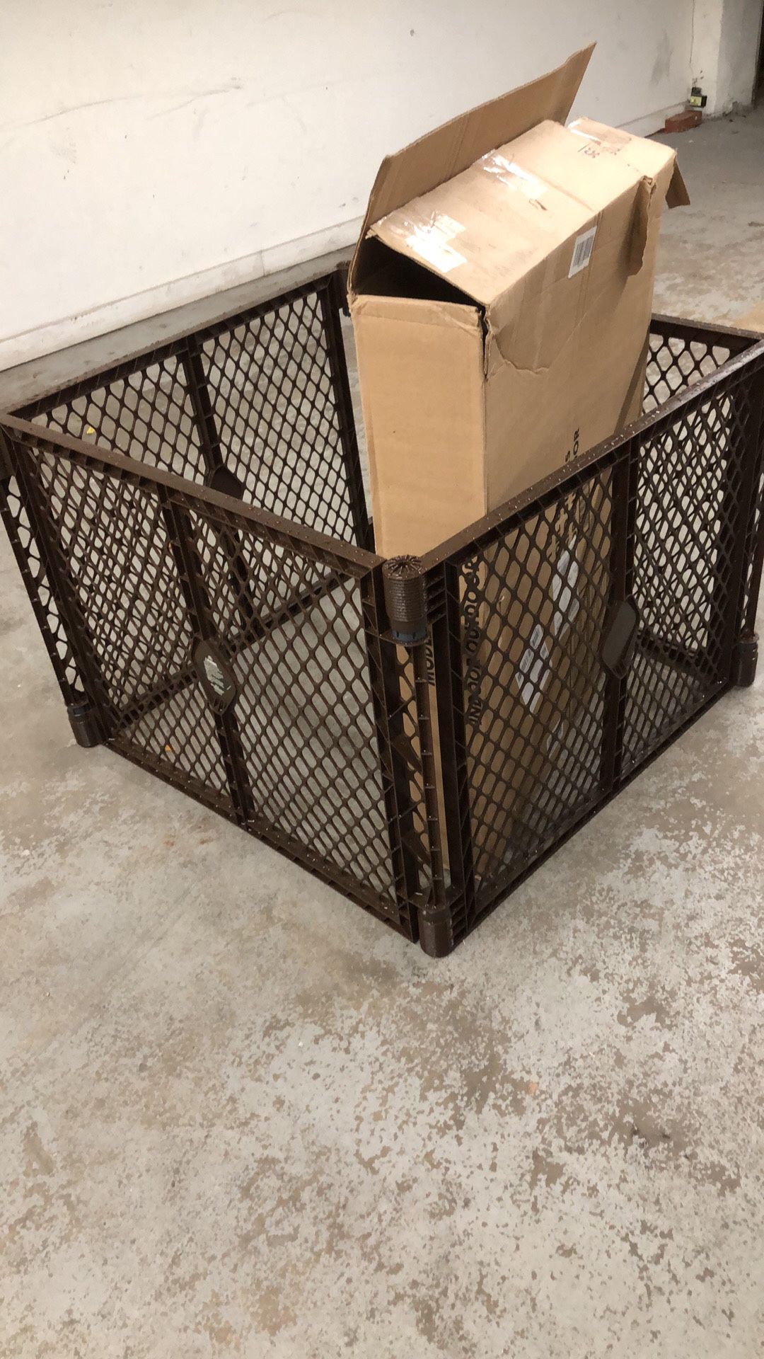 34x34x26”h Pet yard Inside door and outside door open Box