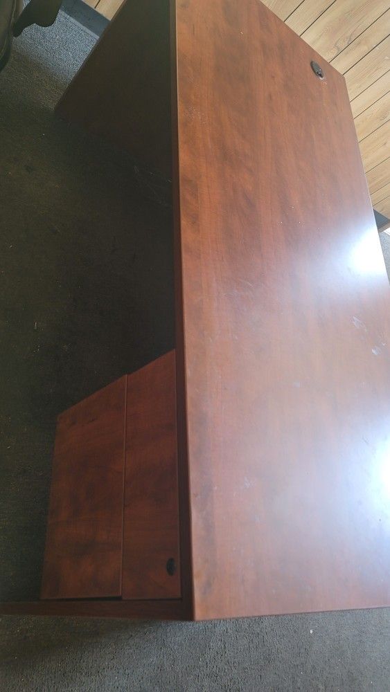 Office Desk