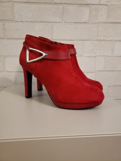 Impo Tootie Red Faux Suede Ankle Booties Heeled Boots Size 7.5 Thumbnail