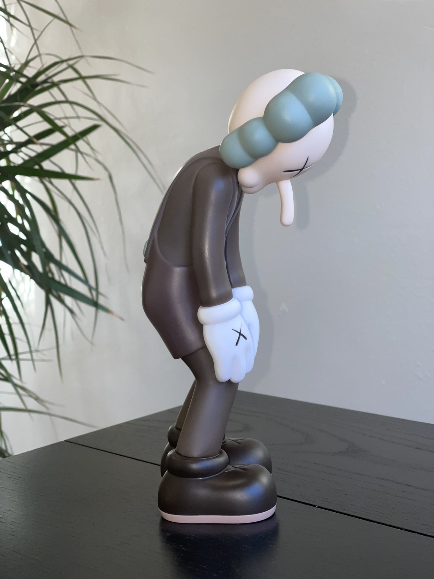 Medicom КAWS Small Lie Collectible Vinyl Action Figure 10" Brown