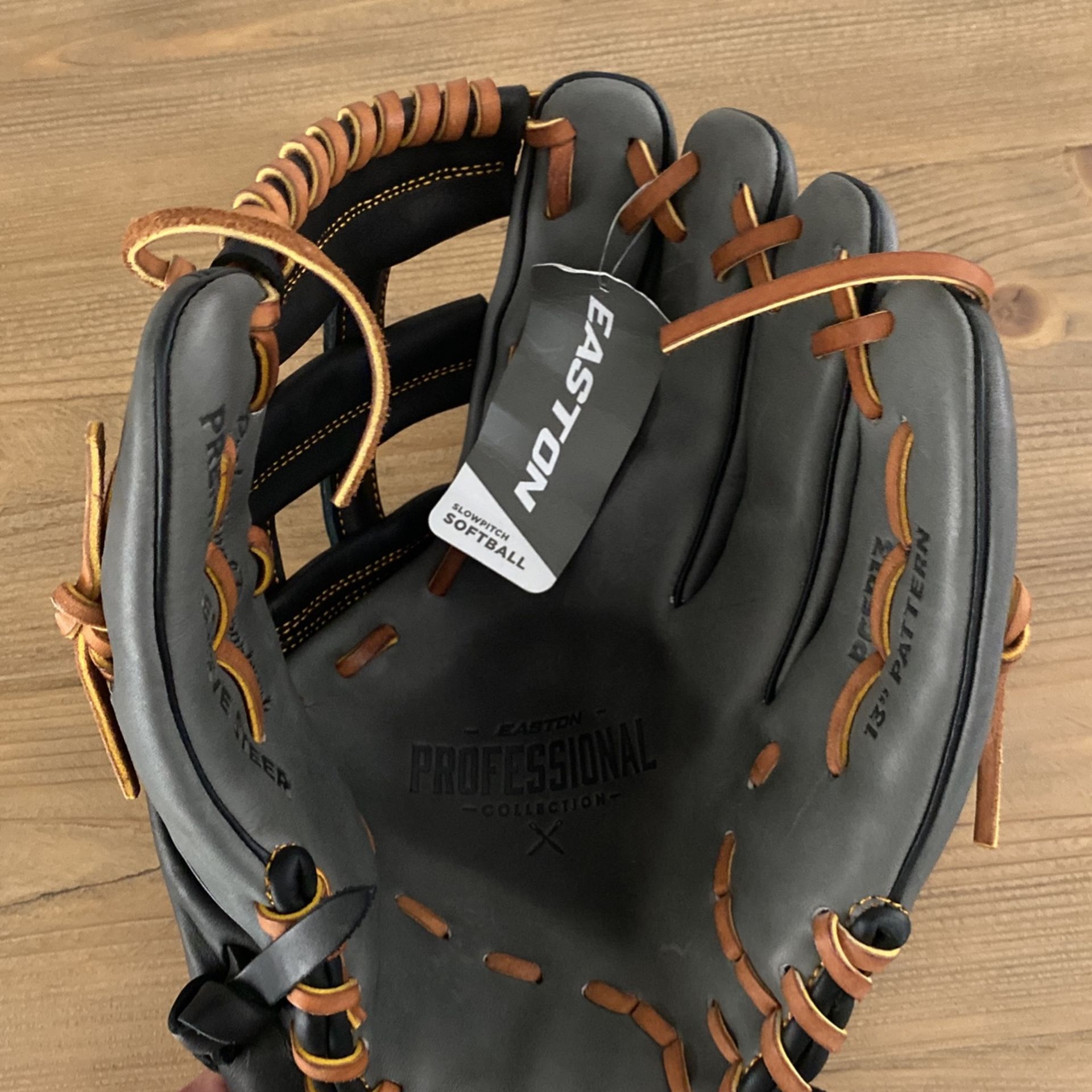 Slow pitch Softball Equipment: Bat, Bag, Glove