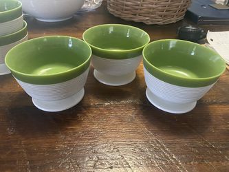 Lot of 7 Green & White Raffiaware by Thermo Temp footed insulated dessert dishes.    Vintage Green and White Raffiaware by Thermo Temp footed insualte Thumbnail