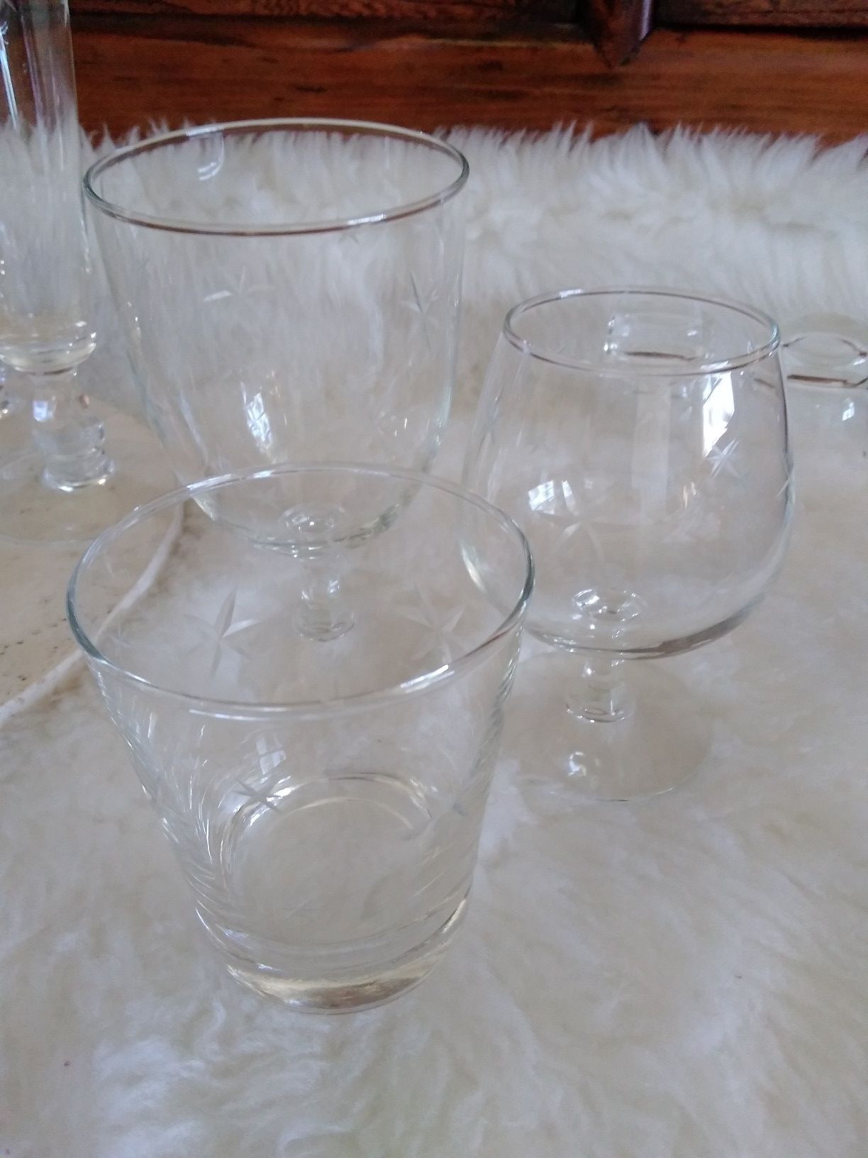 Vintage CRYSTAL Glassware Starburst Pattern