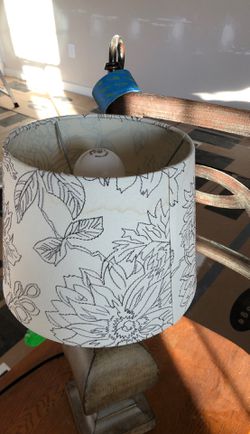Table lamp with lamp shade Thumbnail