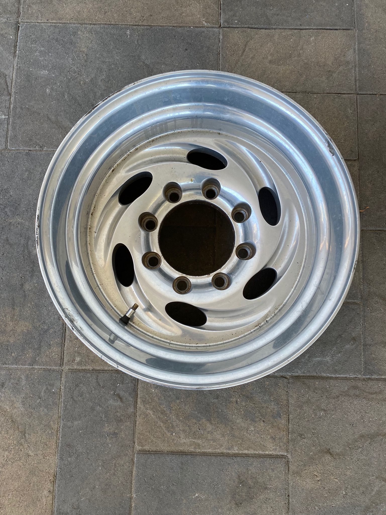 Weld Typhoon 16.5 Aluminum Alloy Magnesium Truck Rim 16.5” X 12 8 X 6.5 Ford Chevy Dodge Will Fit All 90’s Or Before