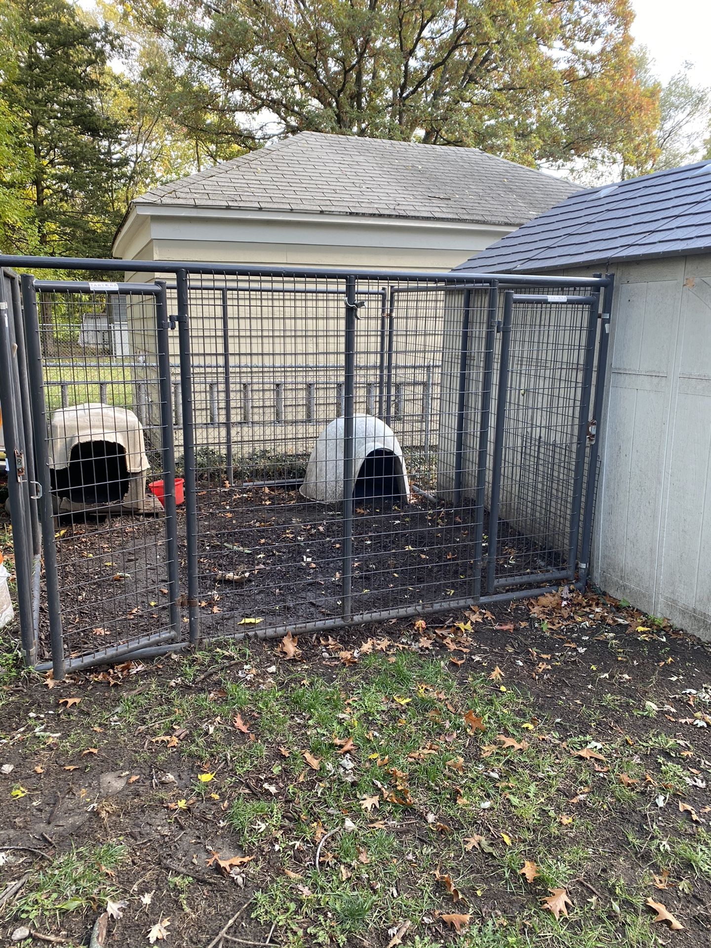 Dog kennel